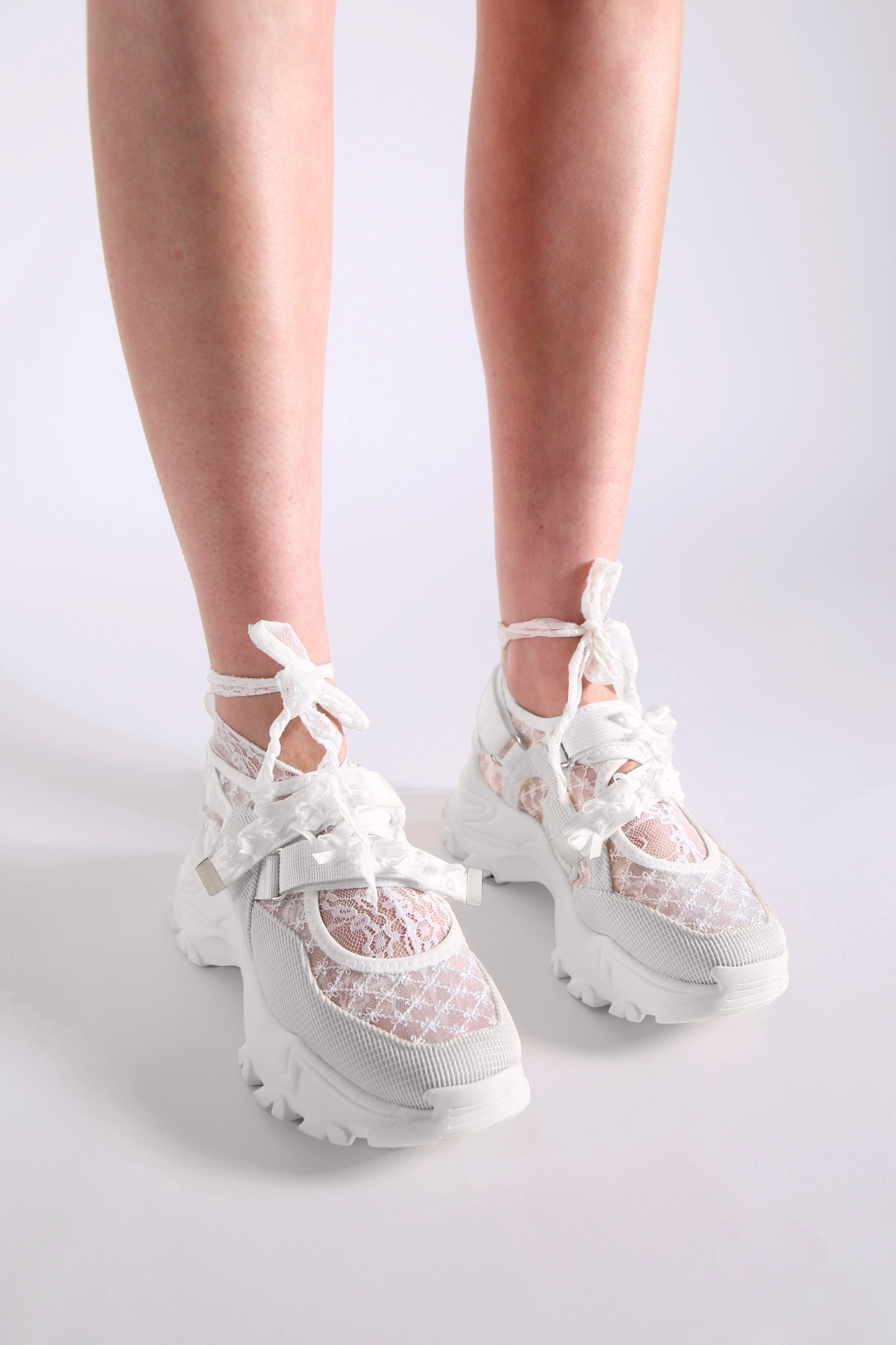 Bonnet Socks - White