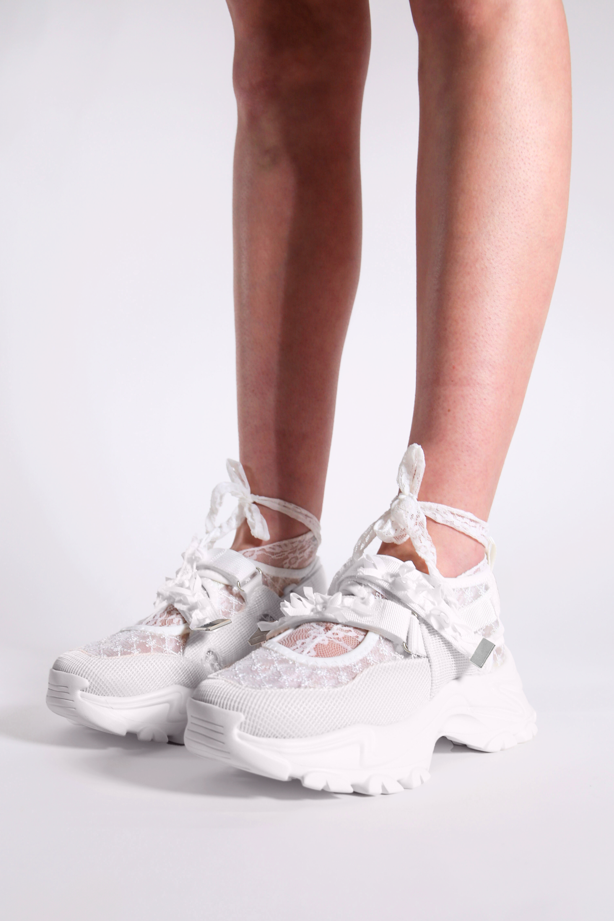 Shannon Sneakers - White