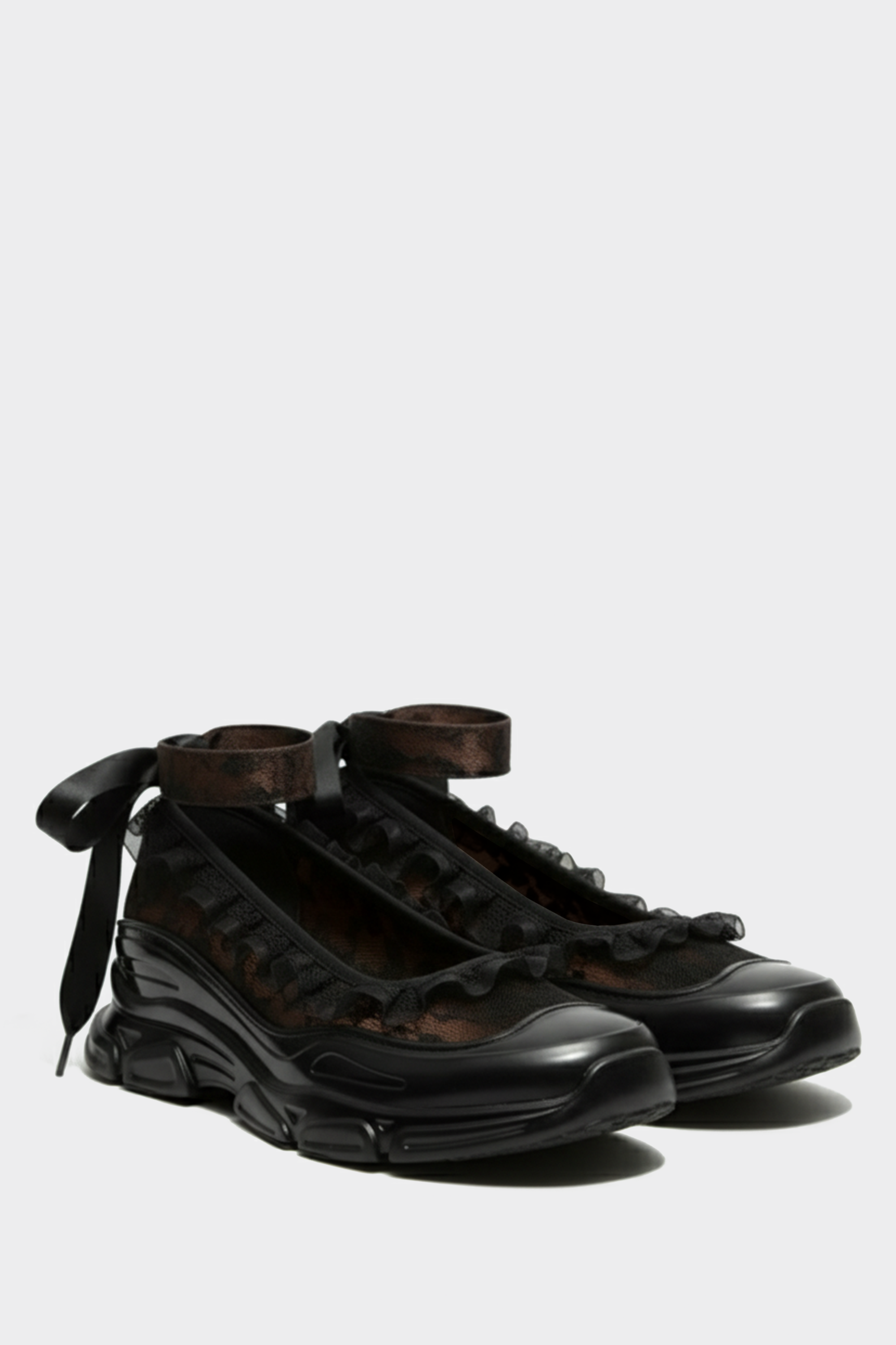 Sweetheart Ballet Sneakers - Black/Nude Lace