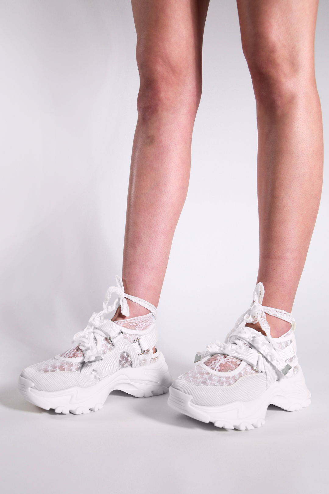 Bonnet Socks - White