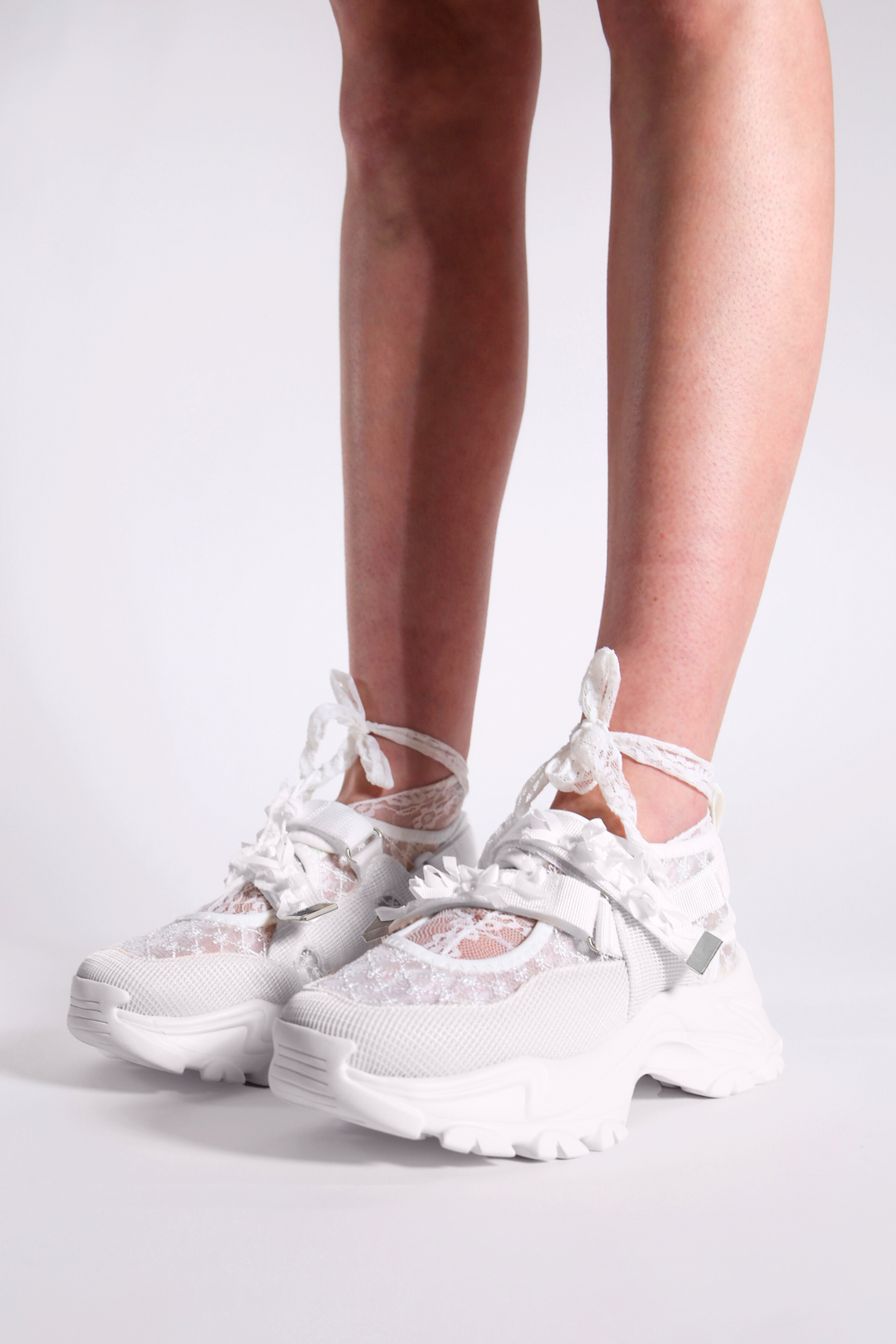 Shannon Sneakers - White