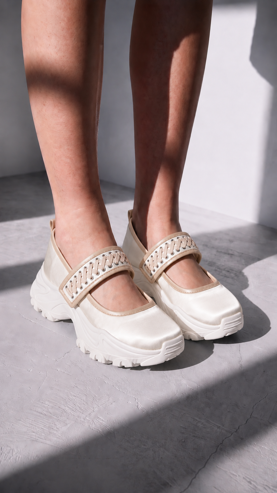 Corset Sneakers - Ivory