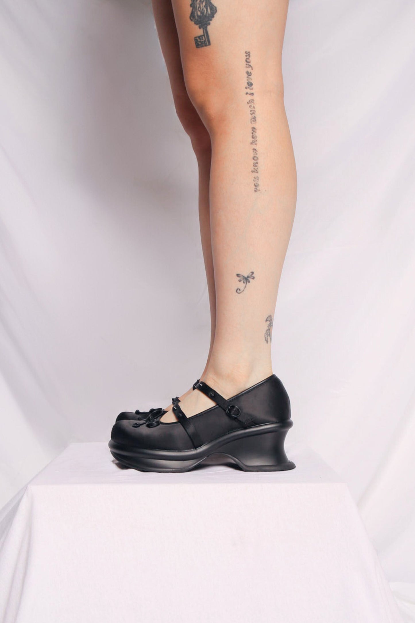 Hedy Platforms - Black
