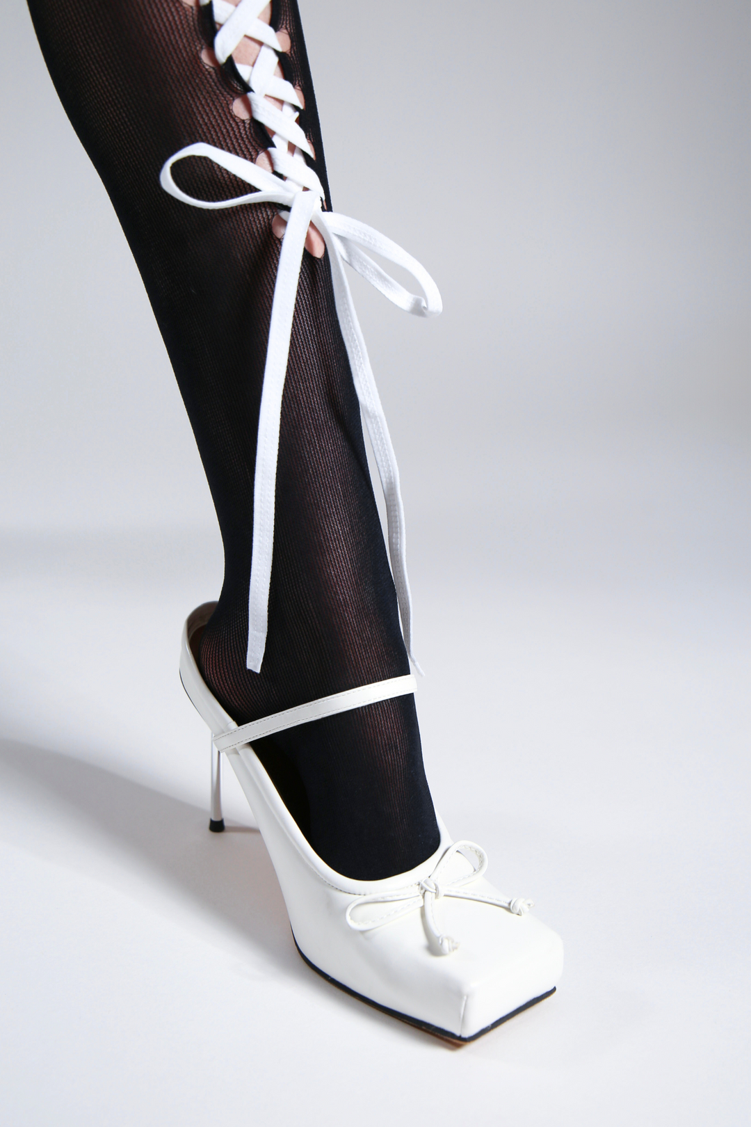 Herby Shoes - White