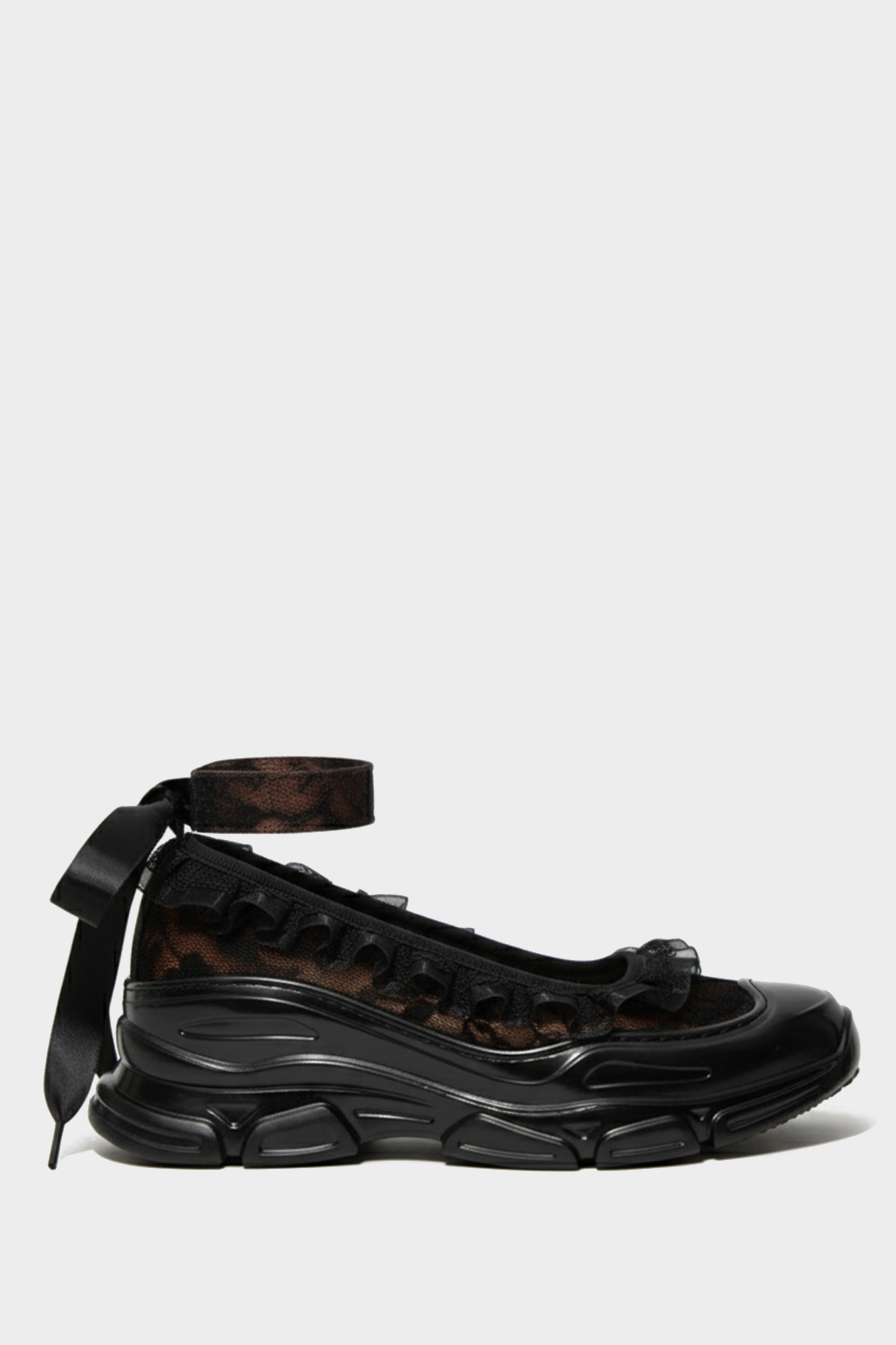 Sweetheart Ballet Sneakers - Black/Nude Lace