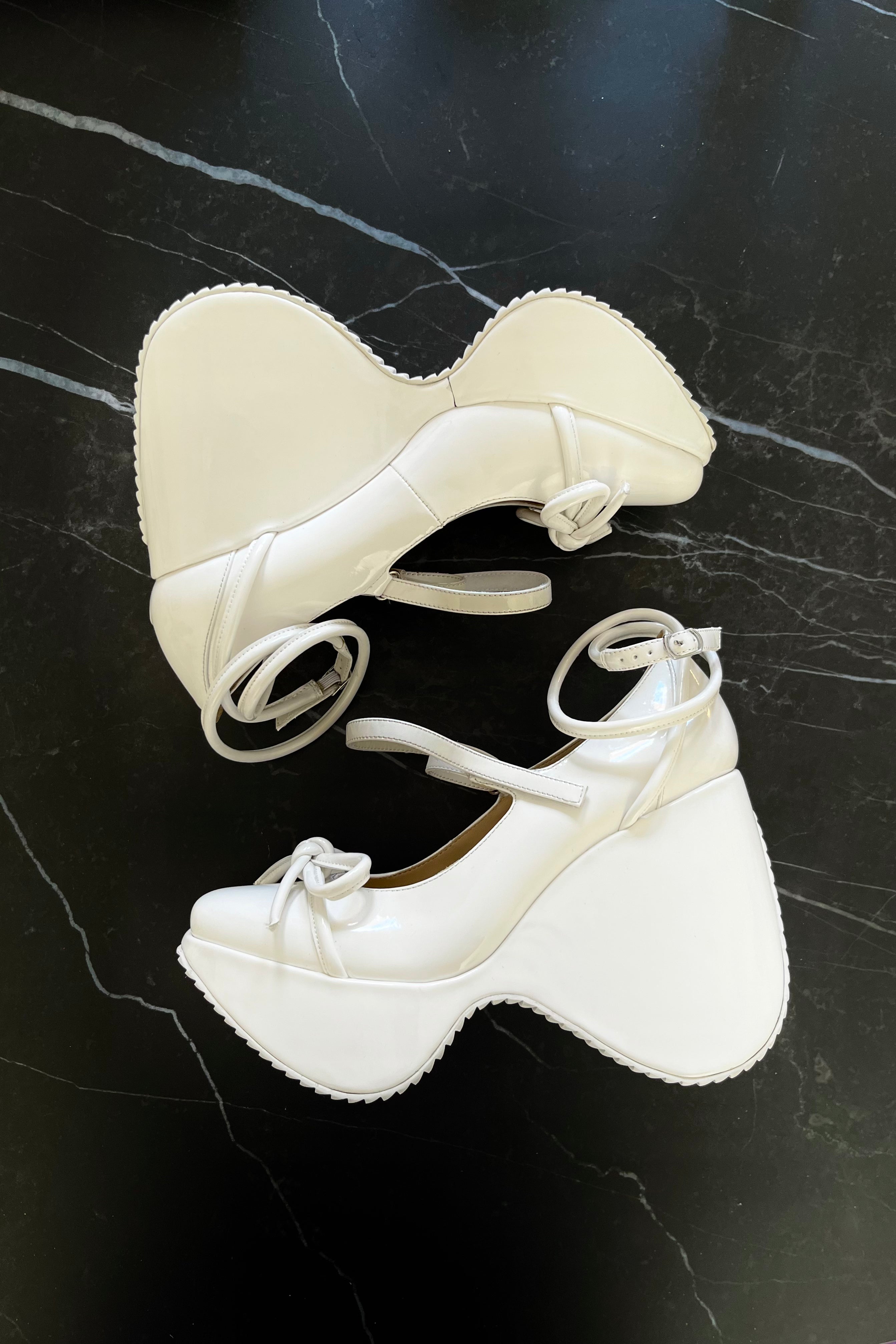 Paola Platforms - White