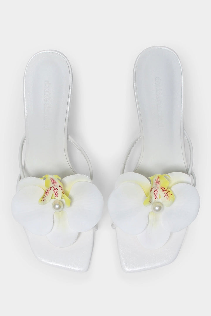Powerpuff Sandals - White