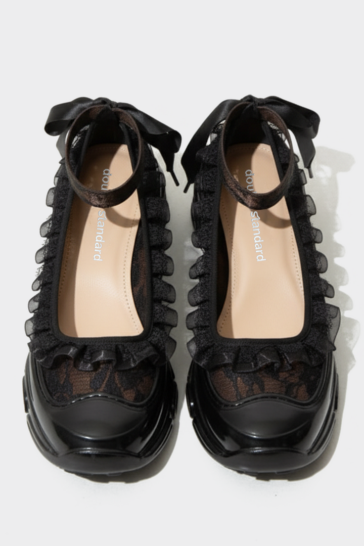 Sweetheart Ballet Sneakers - Black/Nude Lace
